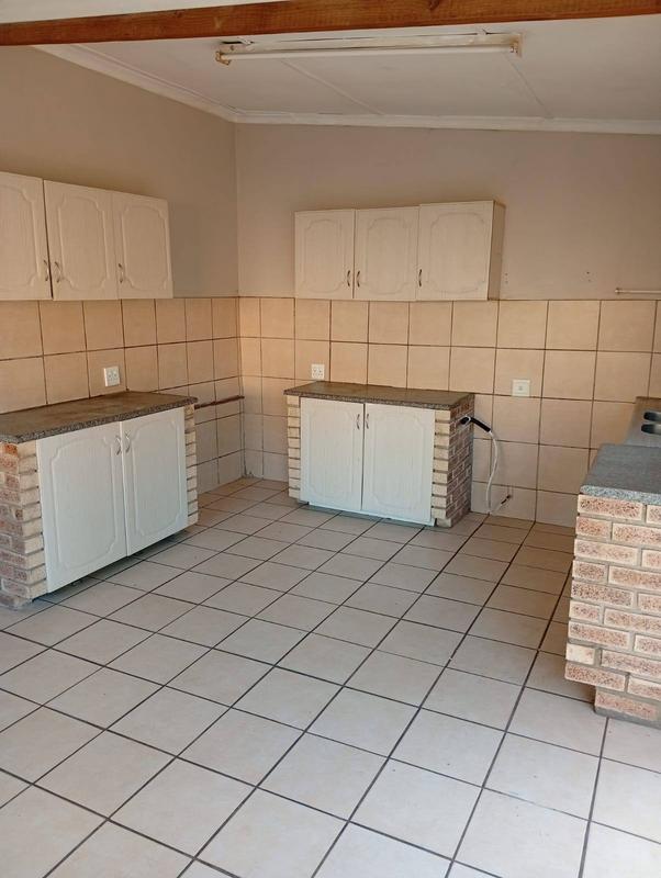 To Let 1 Bedroom Property for Rent in Bluff KwaZulu-Natal