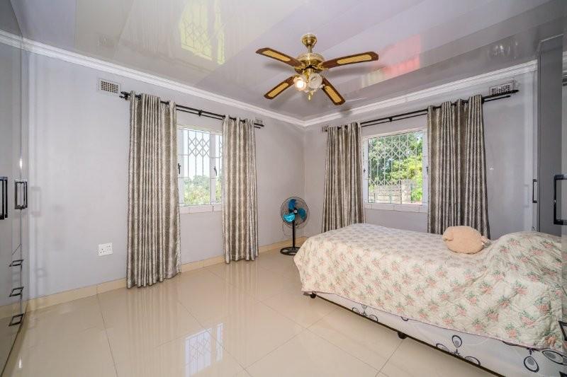 3 Bedroom Property for Sale in Queensburgh KwaZulu-Natal