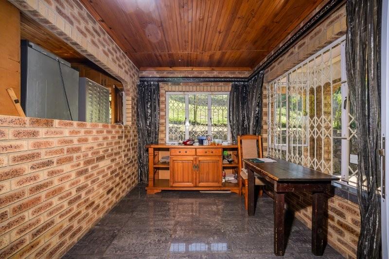 3 Bedroom Property for Sale in Queensburgh KwaZulu-Natal