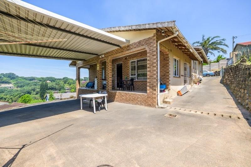 3 Bedroom Property for Sale in Queensburgh KwaZulu-Natal