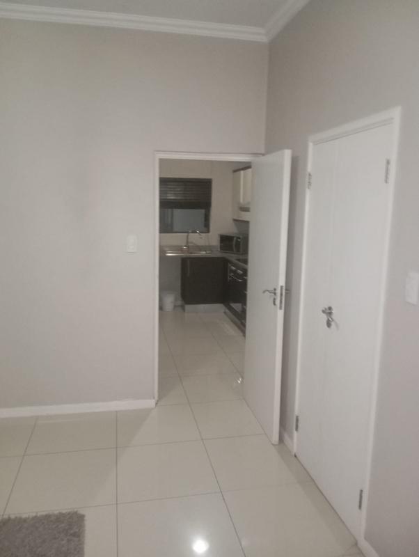To Let 1 Bedroom Property for Rent in Umhlanga Ridge KwaZulu-Natal