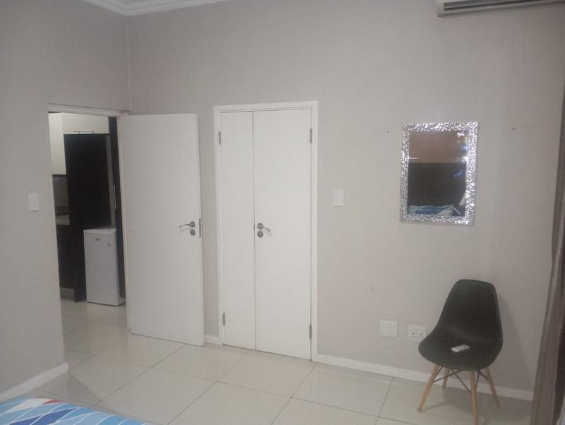 To Let 1 Bedroom Property for Rent in Umhlanga Ridge KwaZulu-Natal