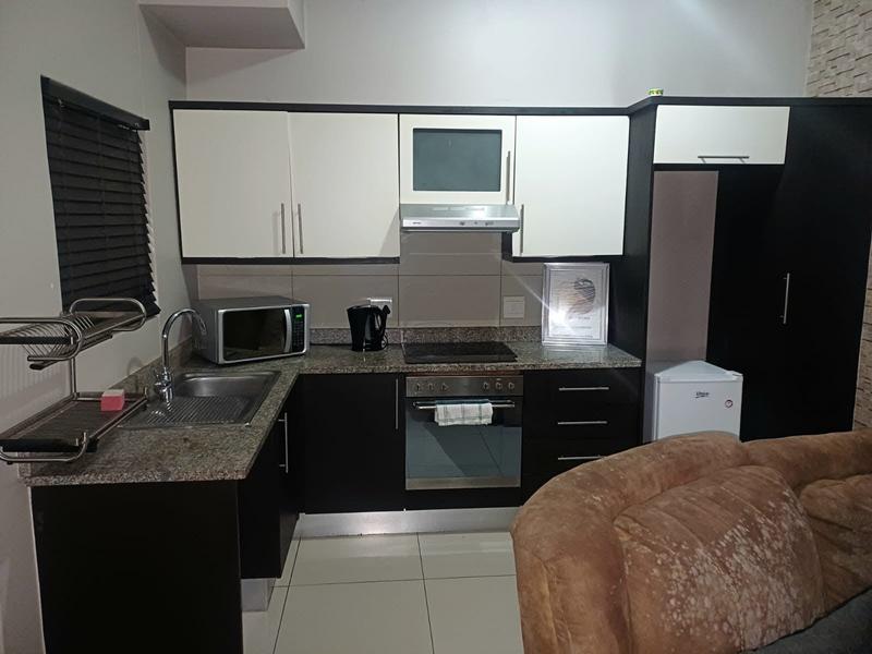 To Let 1 Bedroom Property for Rent in Umhlanga Ridge KwaZulu-Natal
