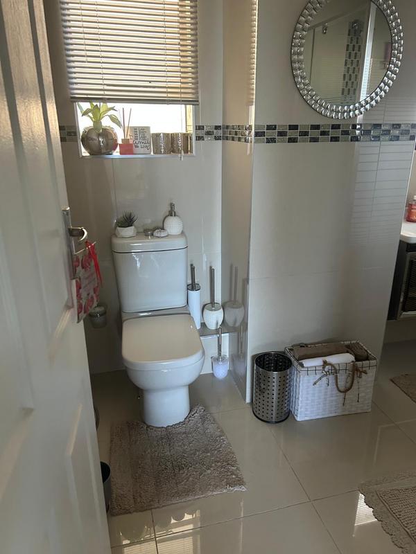 1 Bedroom Property for Sale in North Beach KwaZulu-Natal