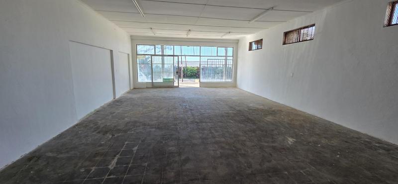 To Let Commercial Property for Rent in Park Rynie KwaZulu-Natal