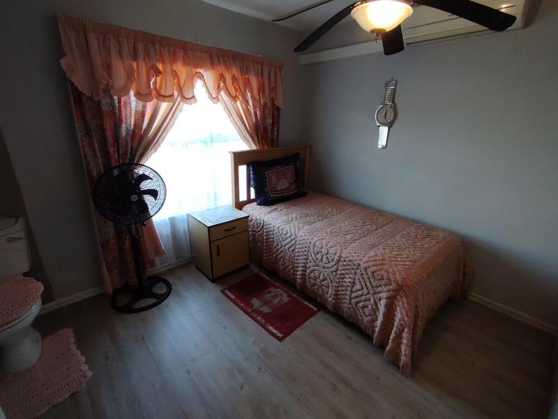 2 Bedroom Property for Sale in Sunningdale KwaZulu-Natal