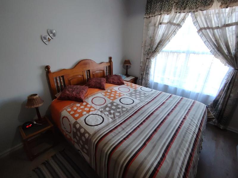 2 Bedroom Property for Sale in Sunningdale KwaZulu-Natal