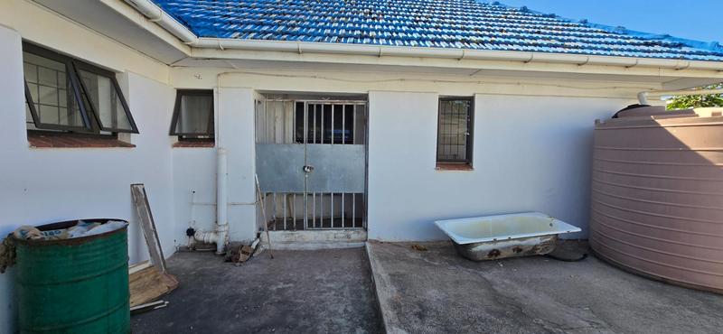 To Let 3 Bedroom Property for Rent in Park Rynie KwaZulu-Natal