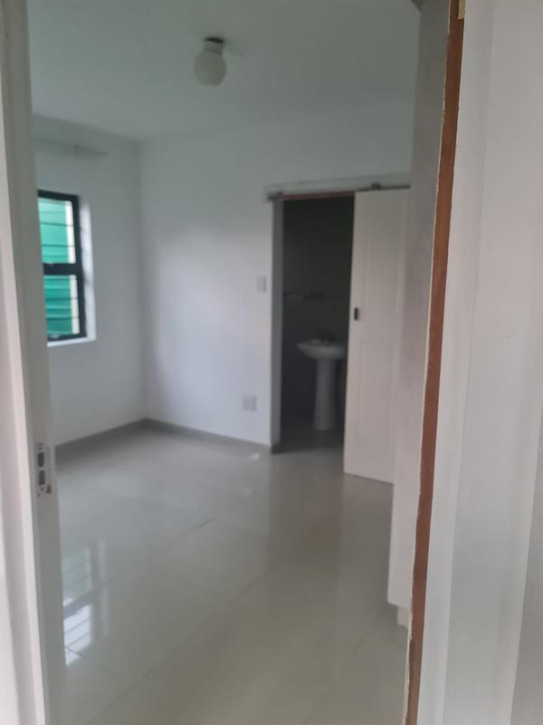 1 Bedroom Property for Sale in Park Rynie KwaZulu-Natal