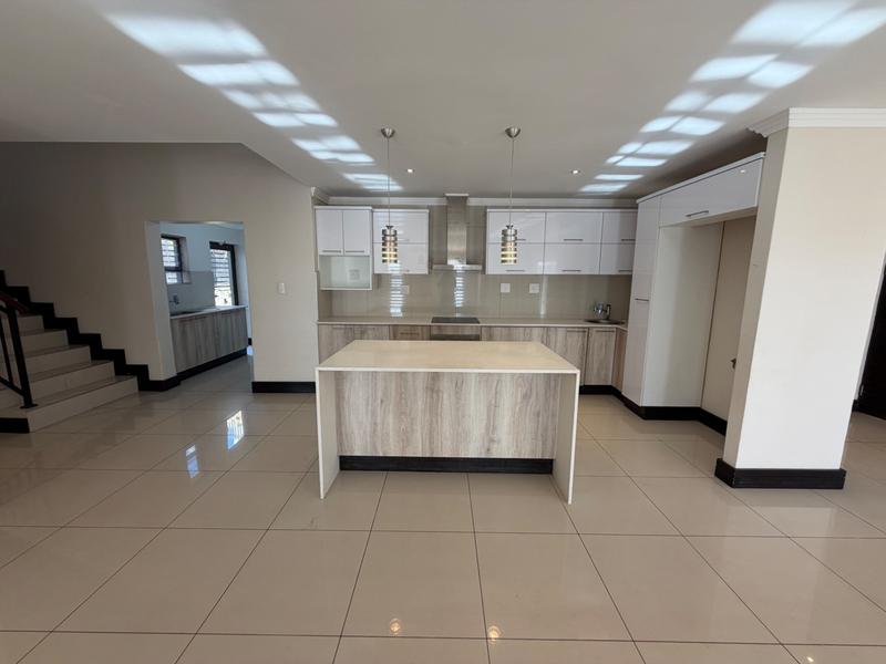 4 Bedroom Property for Sale in Izinga KwaZulu-Natal