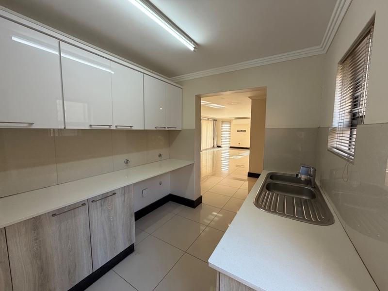 4 Bedroom Property for Sale in Izinga KwaZulu-Natal