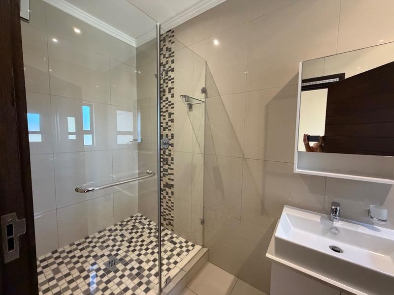 4 Bedroom Property for Sale in Izinga KwaZulu-Natal