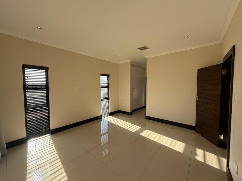 4 Bedroom Property for Sale in Izinga KwaZulu-Natal