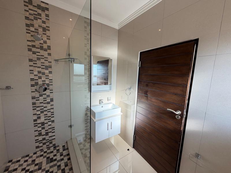 4 Bedroom Property for Sale in Izinga KwaZulu-Natal