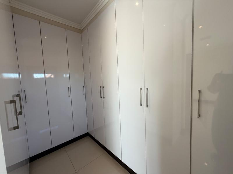 4 Bedroom Property for Sale in Izinga KwaZulu-Natal