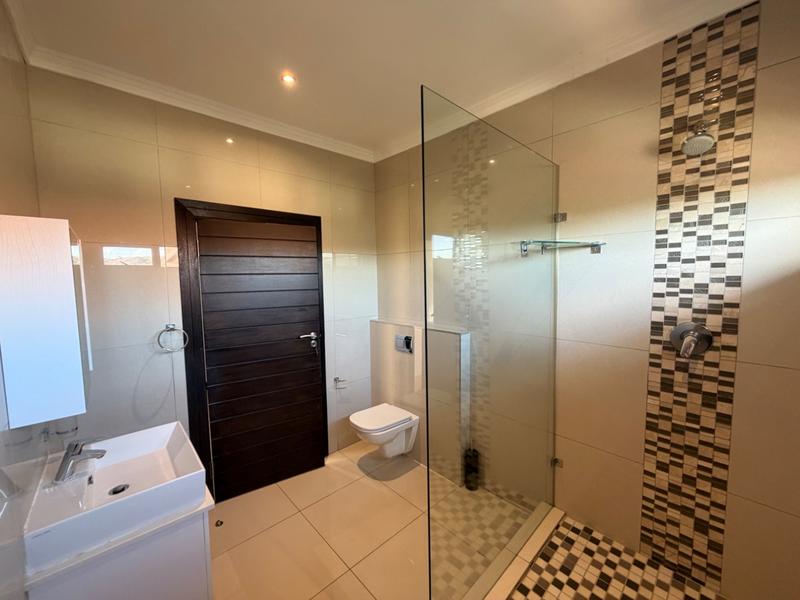 4 Bedroom Property for Sale in Izinga KwaZulu-Natal