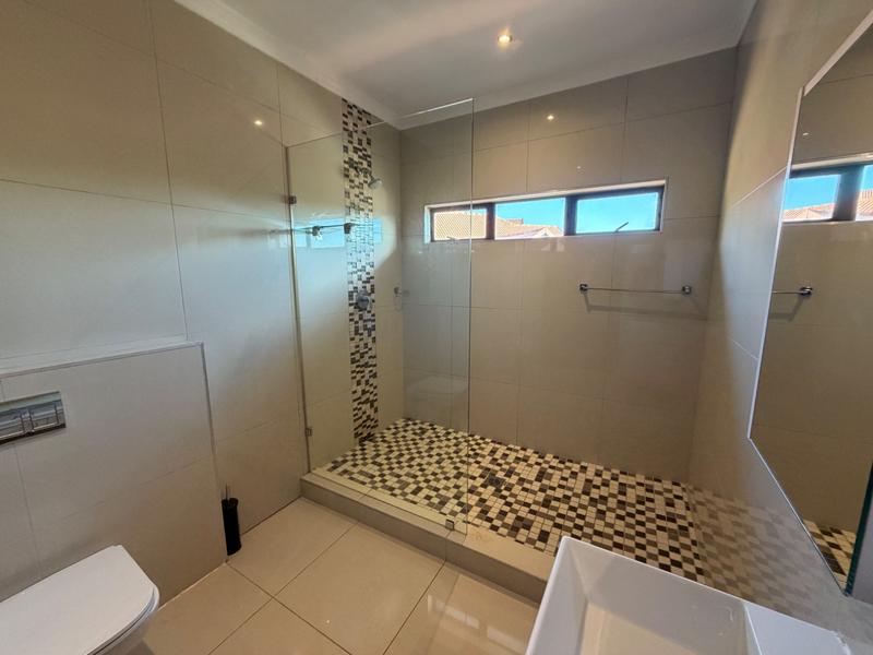 4 Bedroom Property for Sale in Izinga KwaZulu-Natal