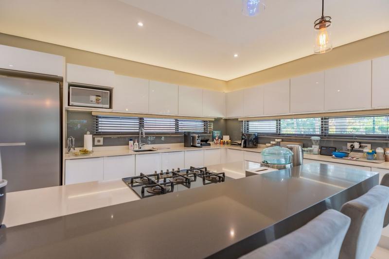 4 Bedroom Property for Sale in Izinga KwaZulu-Natal