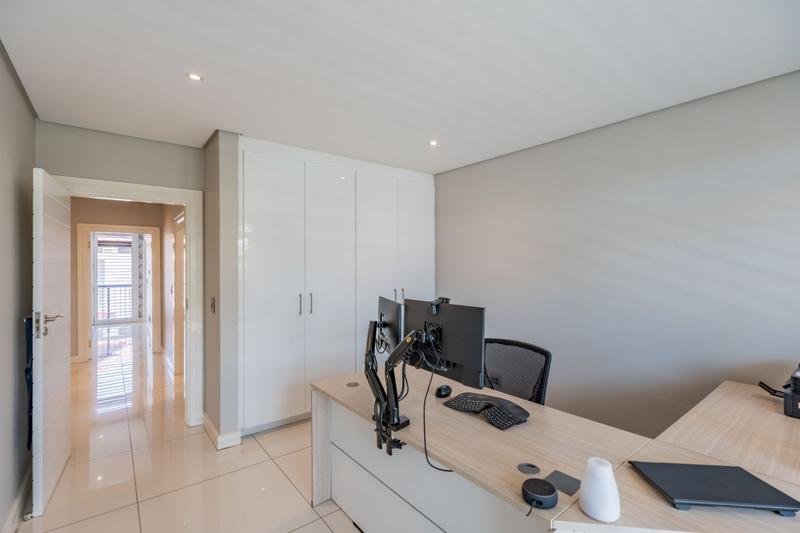 4 Bedroom Property for Sale in Izinga KwaZulu-Natal