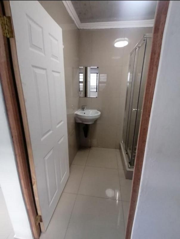 To Let 1 Bedroom Property for Rent in Marburg KwaZulu-Natal