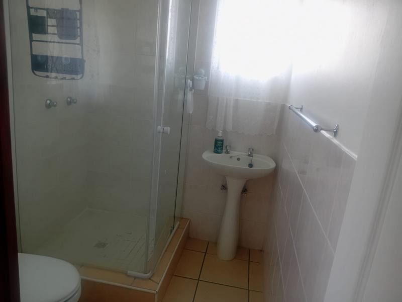 To Let 1 Bedroom Property for Rent in Southport KwaZulu-Natal