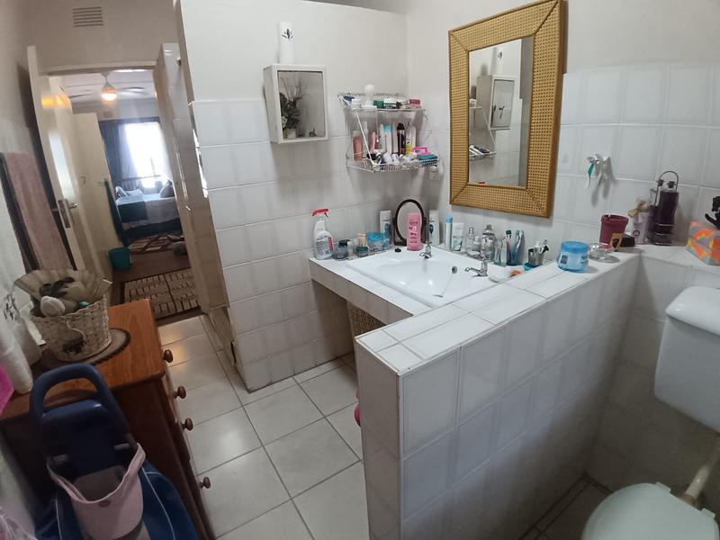 3 Bedroom Property for Sale in Uvongo Beach KwaZulu-Natal