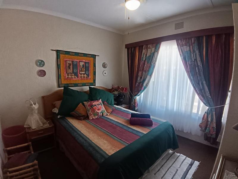 3 Bedroom Property for Sale in Uvongo Beach KwaZulu-Natal
