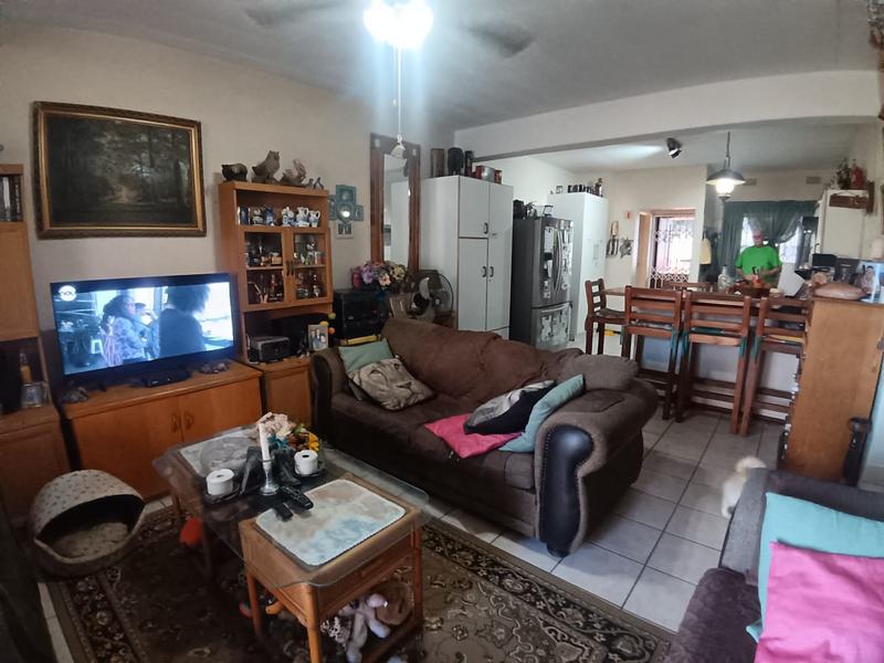 3 Bedroom Property for Sale in Uvongo Beach KwaZulu-Natal