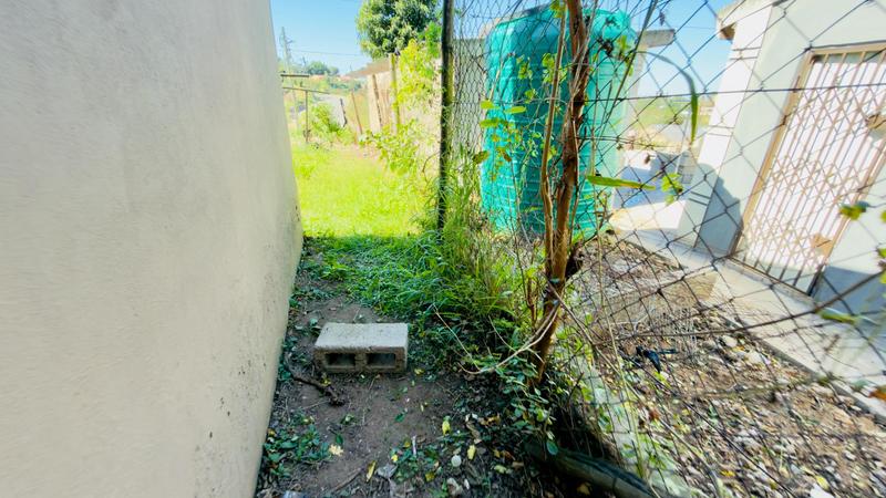 2 Bedroom Property for Sale in Ntuzuma KwaZulu-Natal