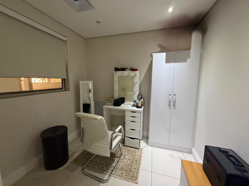 3 Bedroom Property for Sale in Umhlanga KwaZulu-Natal