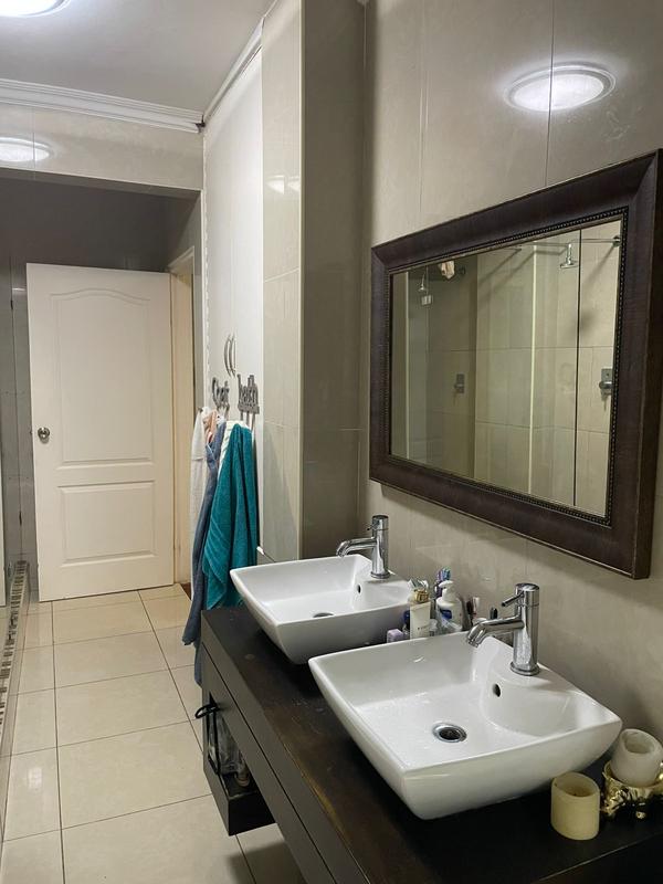 3 Bedroom Property for Sale in Glenwood KwaZulu-Natal