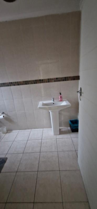 To Let 2 Bedroom Property for Rent in Westville KwaZulu-Natal