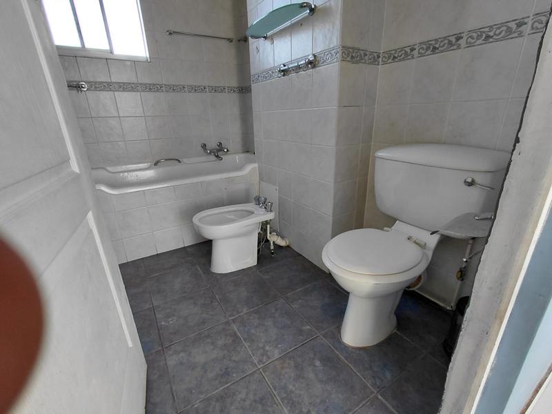 2 Bedroom Property for Sale in Glenwood KwaZulu-Natal