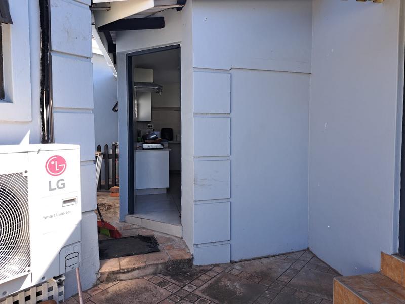 To Let 1 Bedroom Property for Rent in Virginia KwaZulu-Natal
