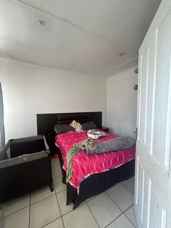 6 Bedroom Property for Sale in Margate KwaZulu-Natal