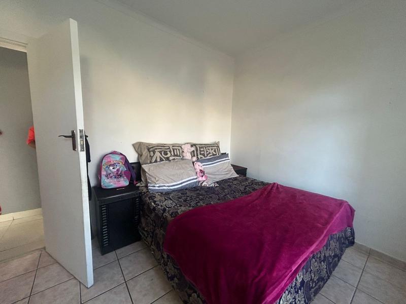 6 Bedroom Property for Sale in Margate KwaZulu-Natal
