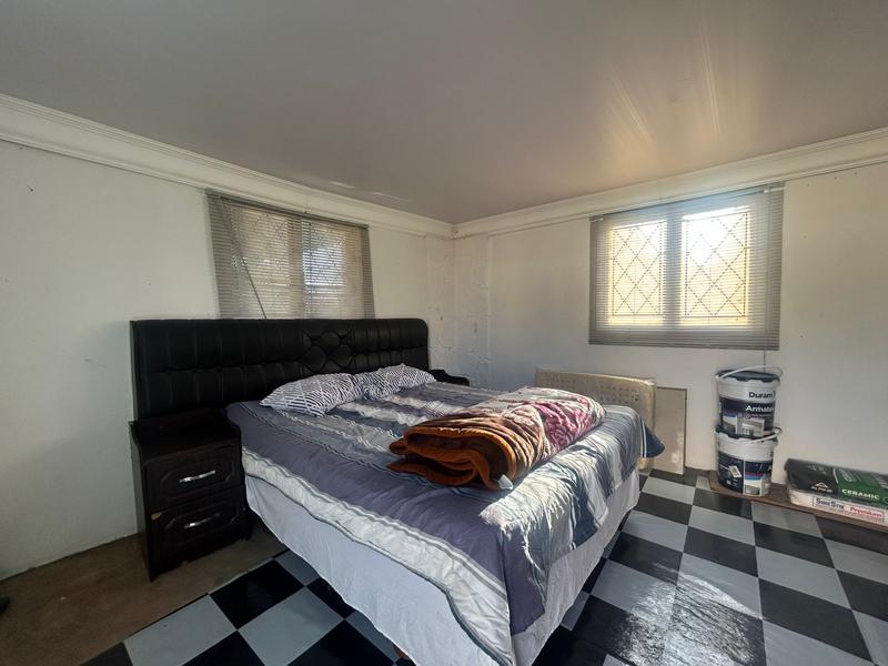6 Bedroom Property for Sale in Margate KwaZulu-Natal