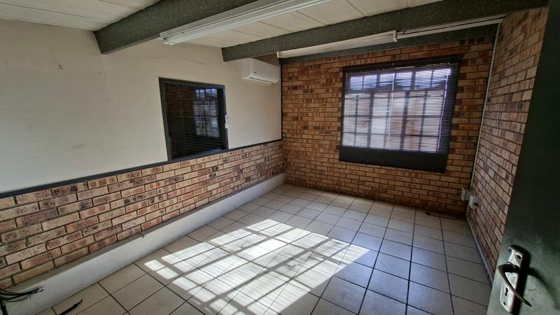 To Let Commercial Property for Rent in Alton KwaZulu-Natal