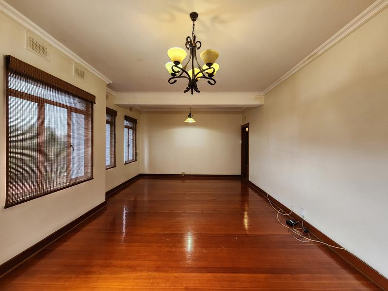 To Let 1 Bedroom Property for Rent in Essenwood KwaZulu-Natal