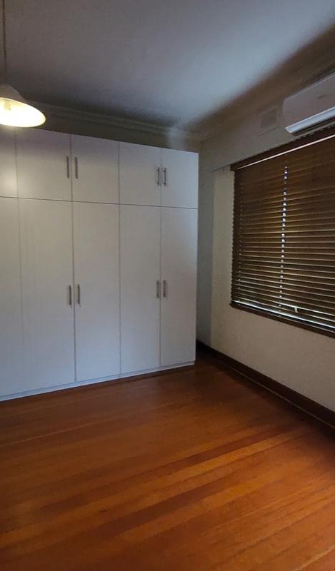 To Let 1 Bedroom Property for Rent in Essenwood KwaZulu-Natal