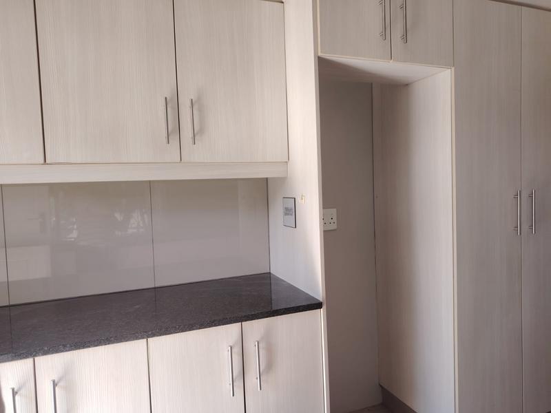 2 Bedroom Property for Sale in Hillcrest KwaZulu-Natal