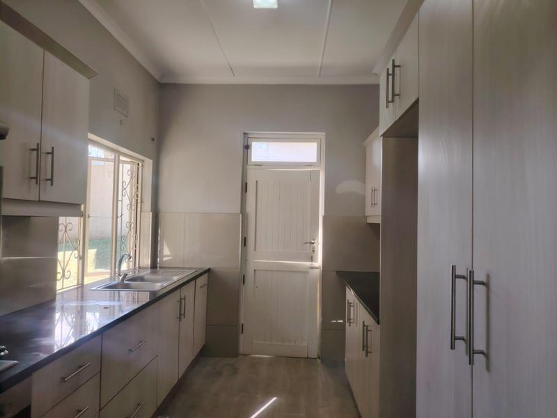2 Bedroom Property for Sale in Hillcrest KwaZulu-Natal