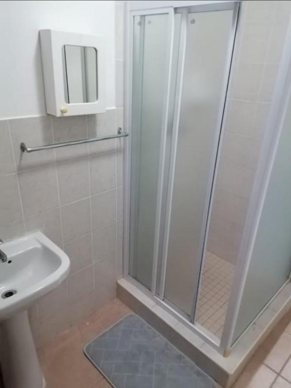 To Let 1 Bedroom Property for Rent in Durban North KwaZulu-Natal