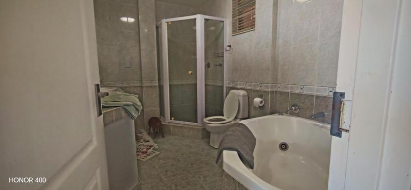 4 Bedroom Property for Sale in Margate Beach KwaZulu-Natal