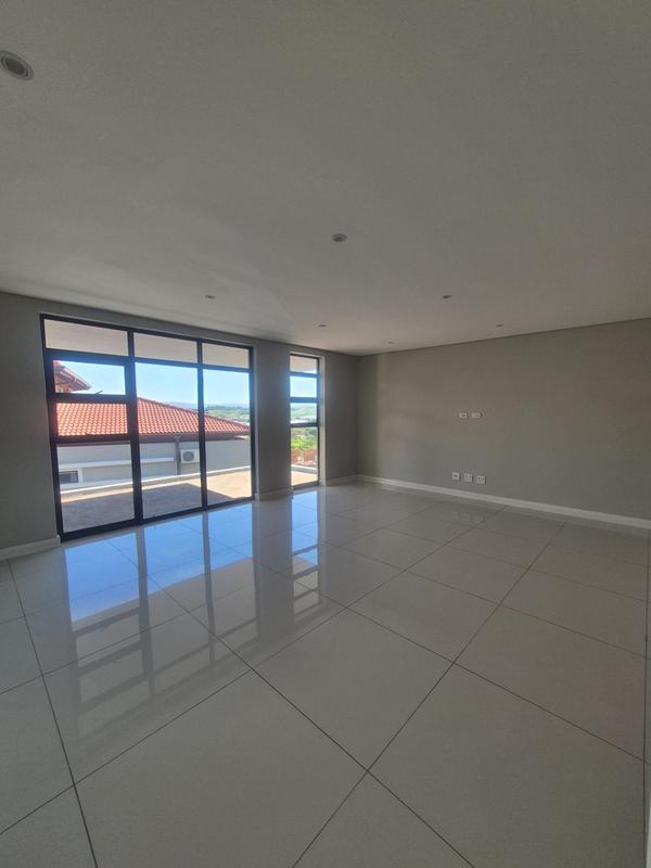 To Let 5 Bedroom Property for Rent in Izinga Ridge KwaZulu-Natal