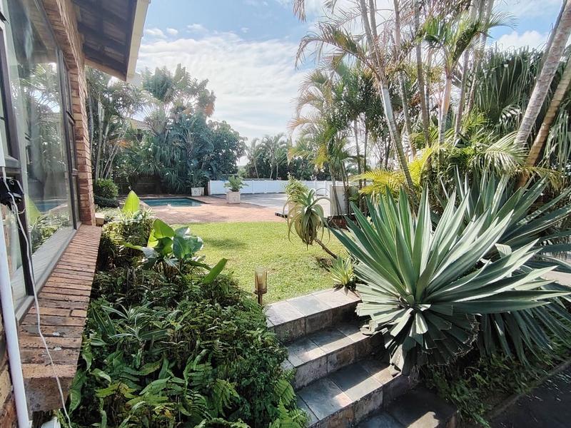 6 Bedroom Property for Sale in Herrwood Park KwaZulu-Natal