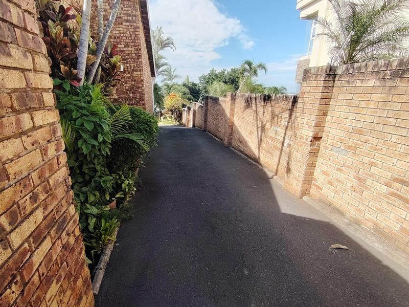 6 Bedroom Property for Sale in Herrwood Park KwaZulu-Natal