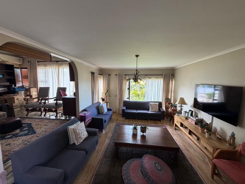 6 Bedroom Property for Sale in Herrwood Park KwaZulu-Natal