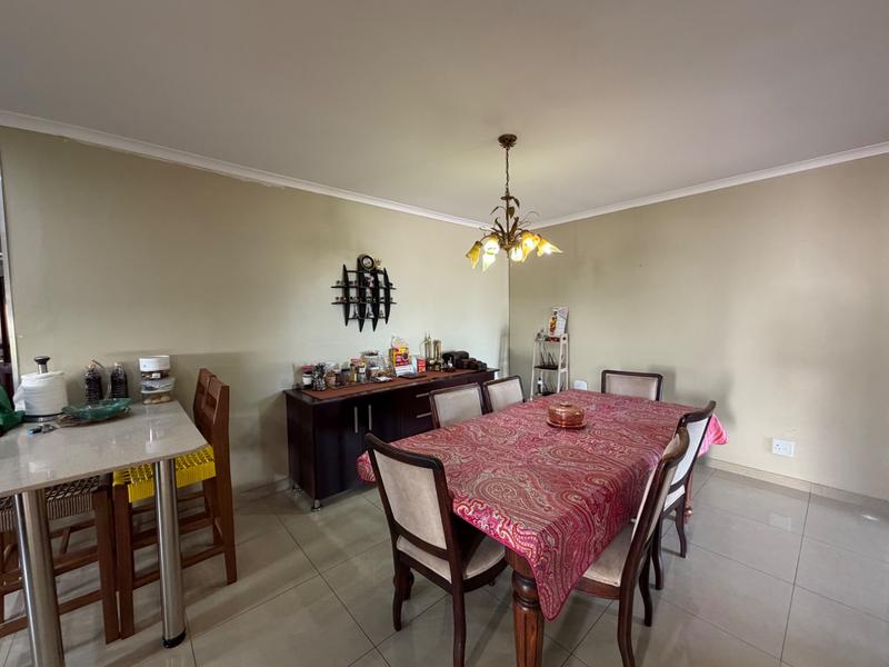 6 Bedroom Property for Sale in Herrwood Park KwaZulu-Natal