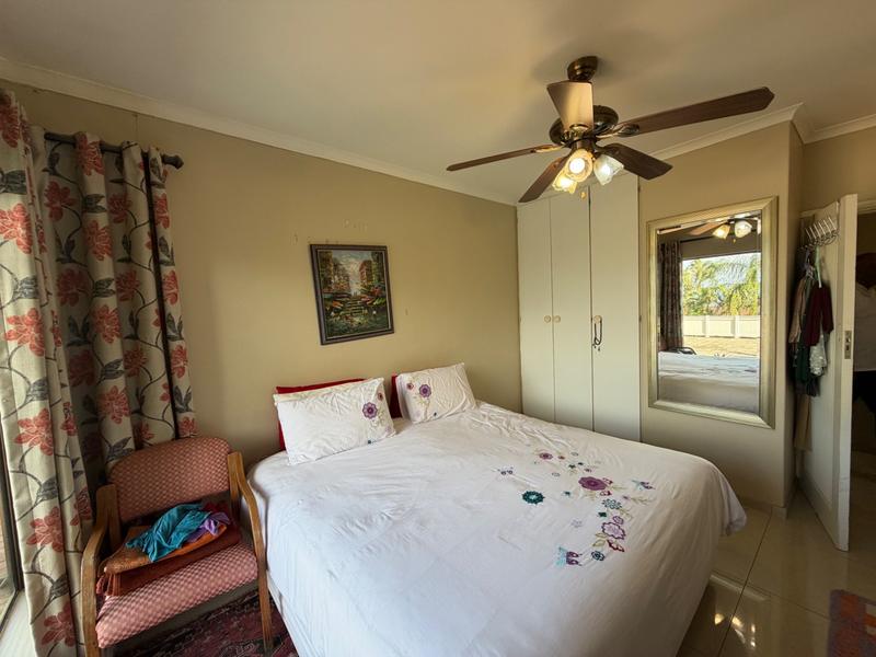 6 Bedroom Property for Sale in Herrwood Park KwaZulu-Natal